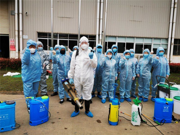 1587808544615488.jpg 70002.jpg